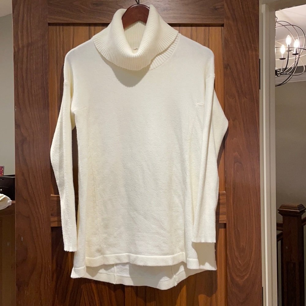 Anthropologie Moth White cowl neck long sleeve sweater